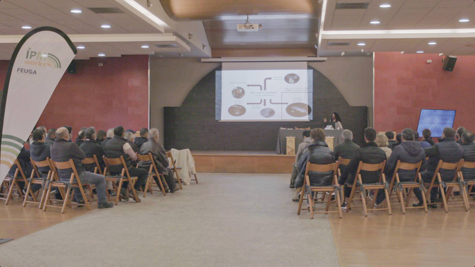 IPMWORKS evento de demostración 2|Difusores de feromonas Bodegas Martín Códax|Cajas de murciélagos